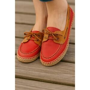Vince Camuto Women’s Espadrille Leather Boat Shoes Size 8 Coral Soft Pink Casual